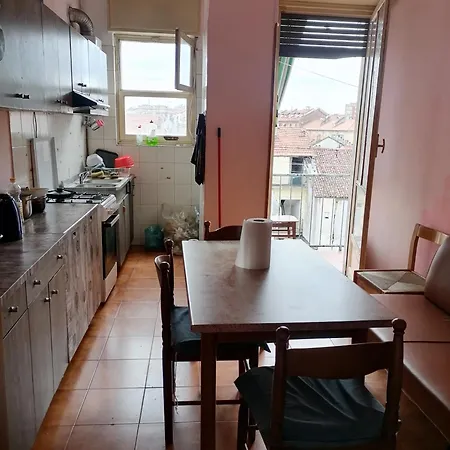 Esplora Con Tram Sotto Casa Posto Letto In Condivisa * Turijn